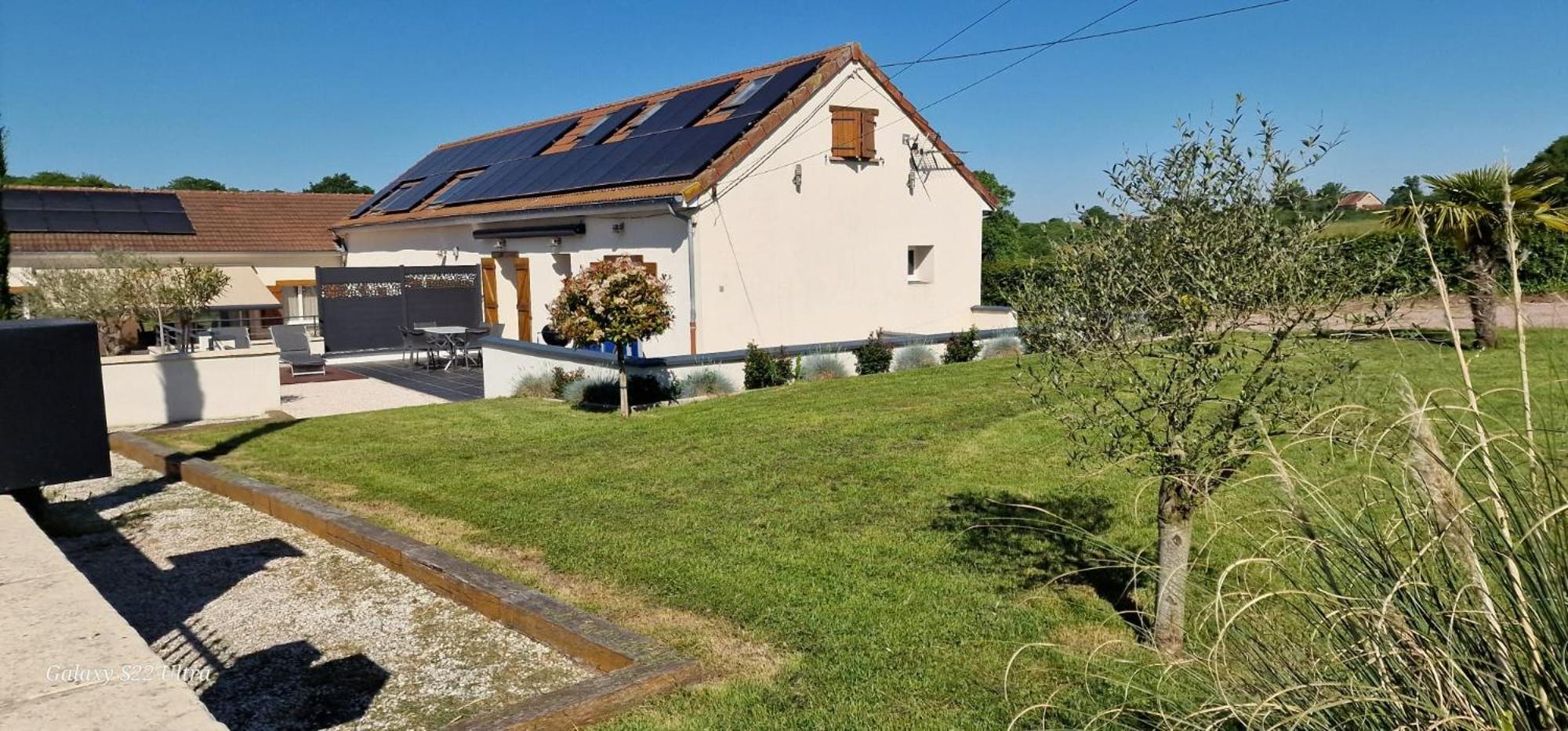 Gite De La Combe Ganat 3 Etoiles Sanvignes-les-Mines Bagian luar foto