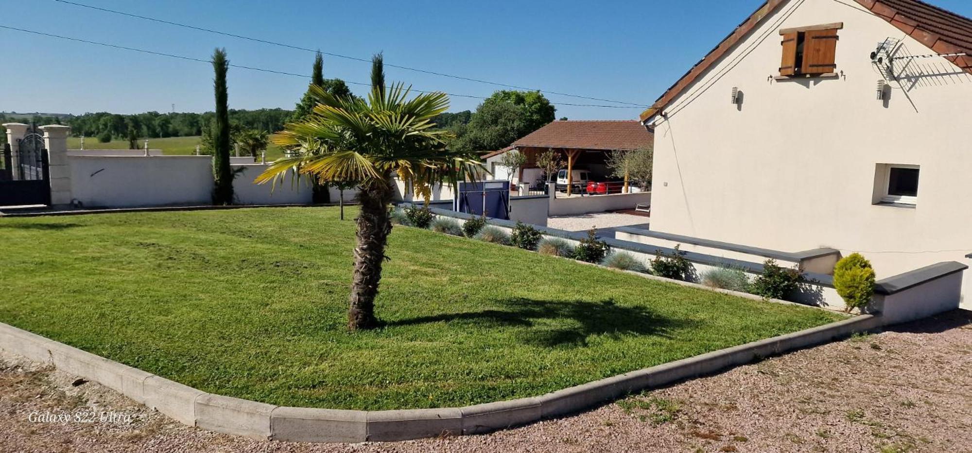 Gite De La Combe Ganat 3 Etoiles Sanvignes-les-Mines Bagian luar foto